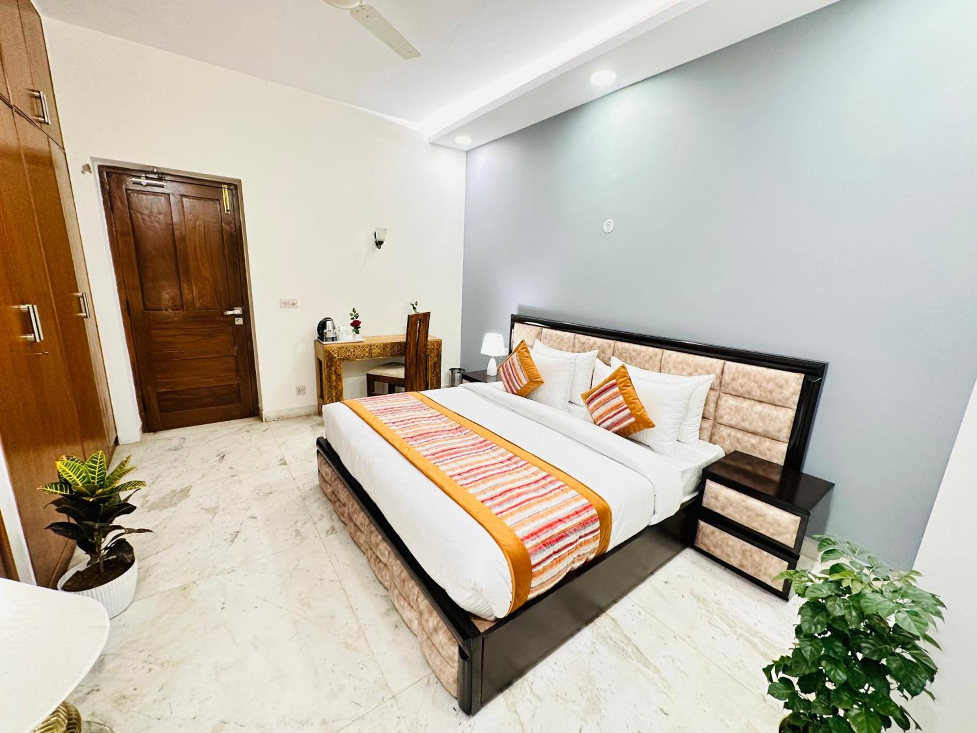 Hotel Grove Residency Hauz Khas New Delhi Couple Friendly Zewnętrze zdjęcie