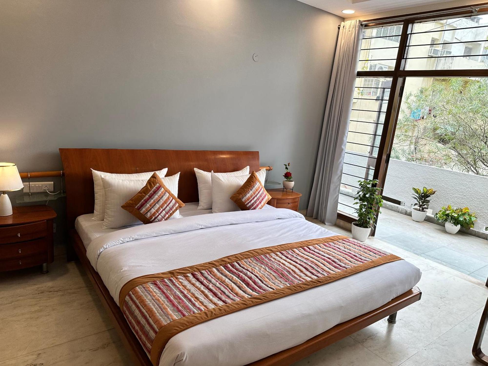 Hotel Grove Residency Hauz Khas New Delhi Couple Friendly Zewnętrze zdjęcie