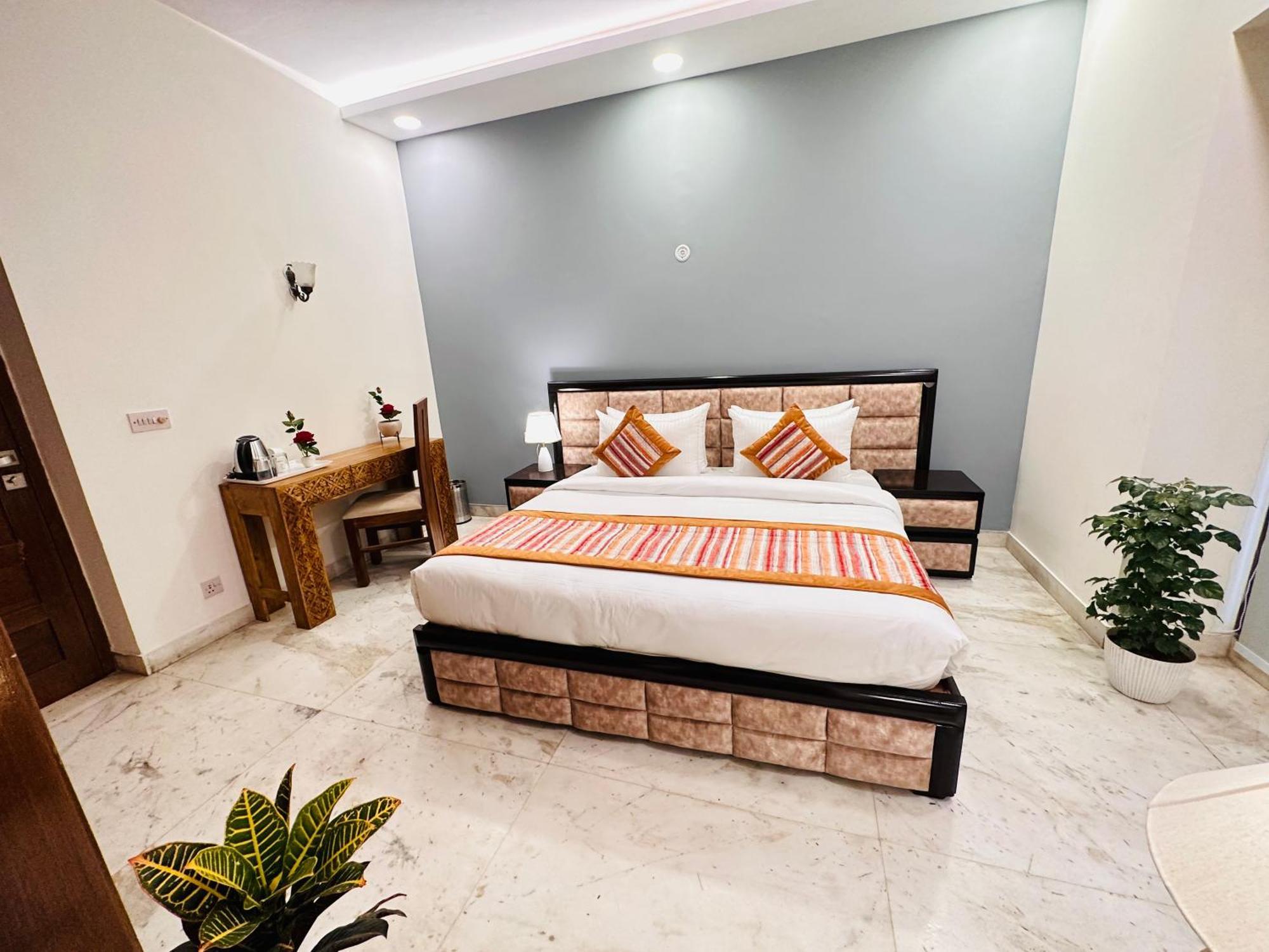Hotel Grove Residency Hauz Khas New Delhi Couple Friendly Zewnętrze zdjęcie